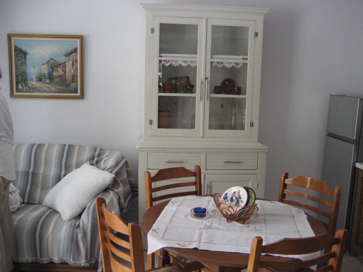 Nostalgia Apartment A In Sami 50 Metres From The Sea 외부 사진